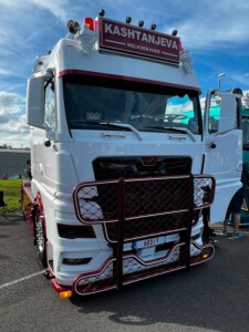 MAN TRUCKS