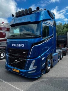 Volvo transport