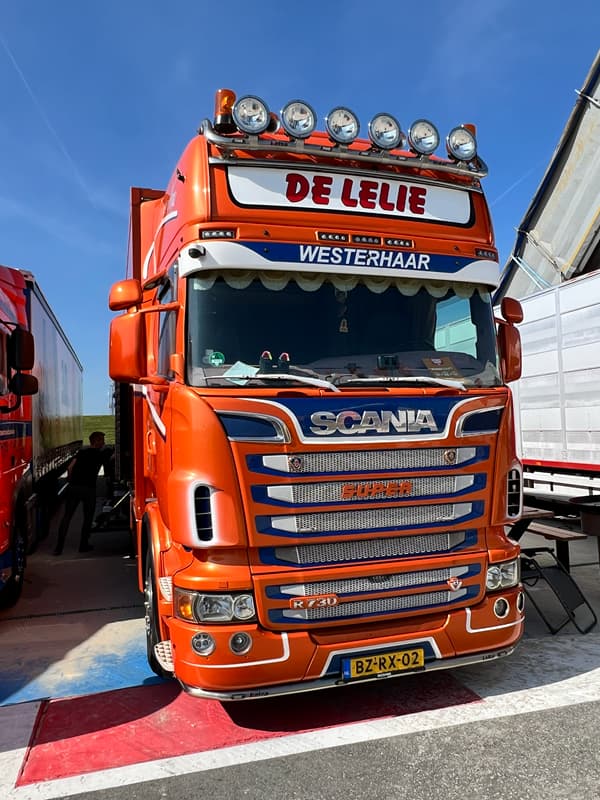 Scania R730