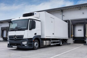 Hoe houd je eten koel in een vrachtwagen?