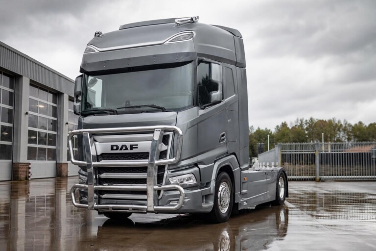 Wat is een bullbar op een vrachtwagen?